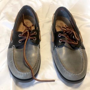 Men’s 7.5 Sperry